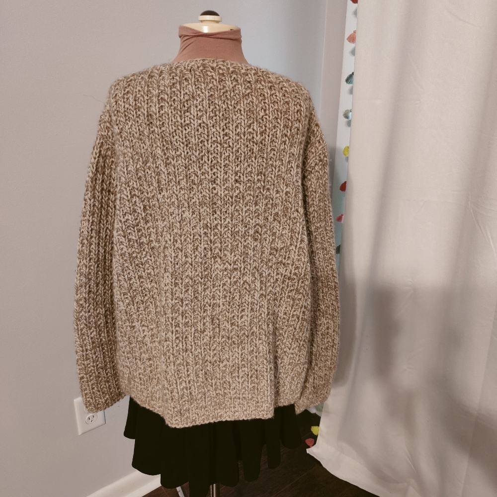 oversized minimalist chunky sweater handmade cardigan  big button  natural - Picture 8 of 8